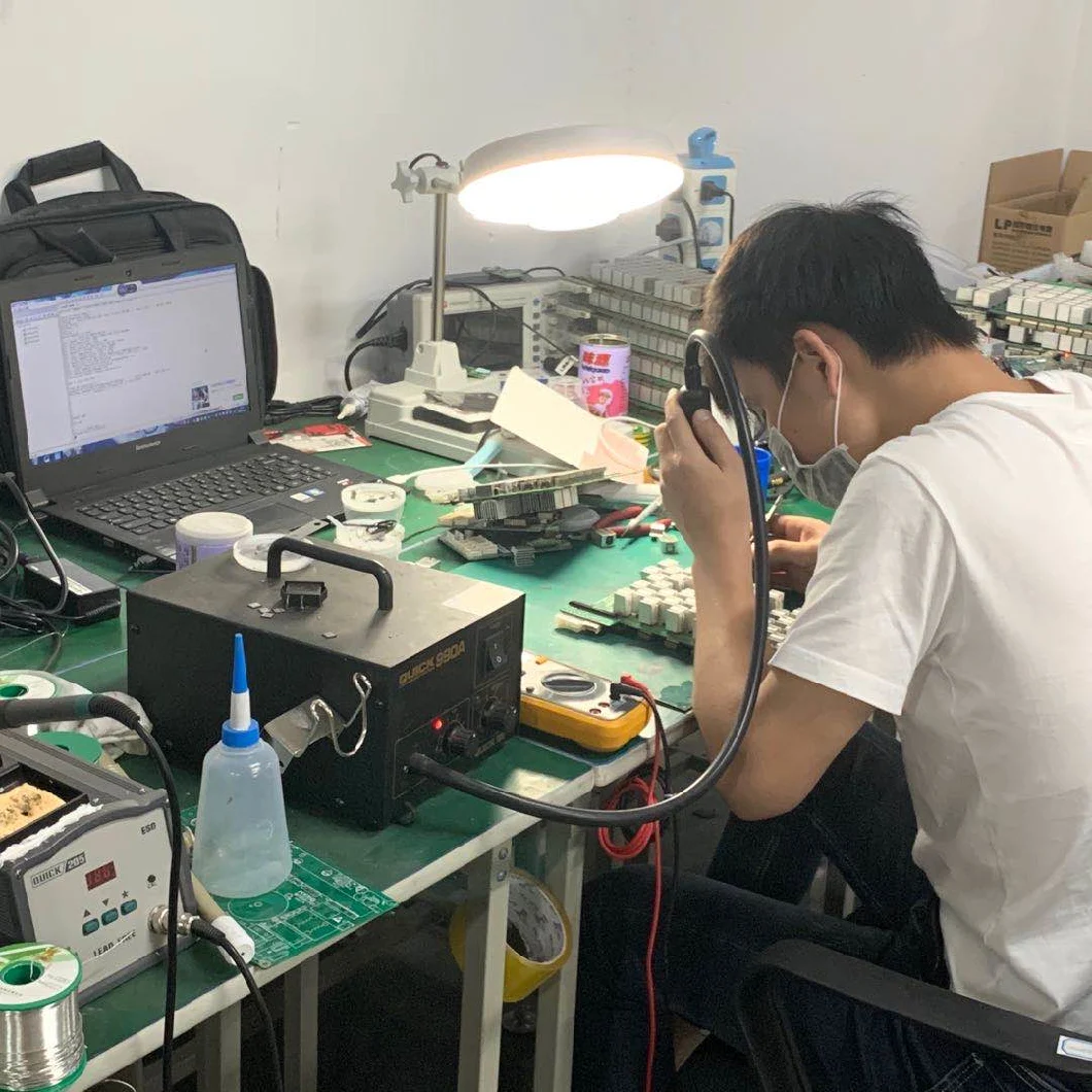 Bon Bitmain utilisé fonctionnant Antminer S9 13.5t avec la machine d'abattage de bloc alim. Asic