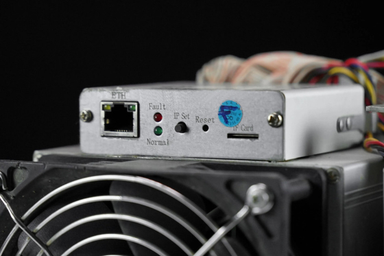 La pro Asic Bitcoin vie de la machine d'abattage d'Antminer S19j Sha256 3050w 100th